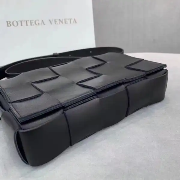 Cheap BOTTEGA VENETA CASSETTE 0131