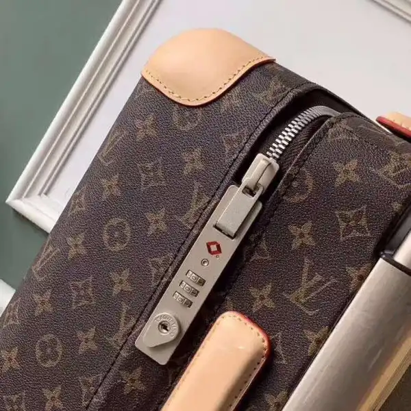 Cheap Louis Vuitton HORIZON 55 0126