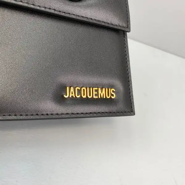 Cheap JACQUEMUS Le grand Chiquito 0127