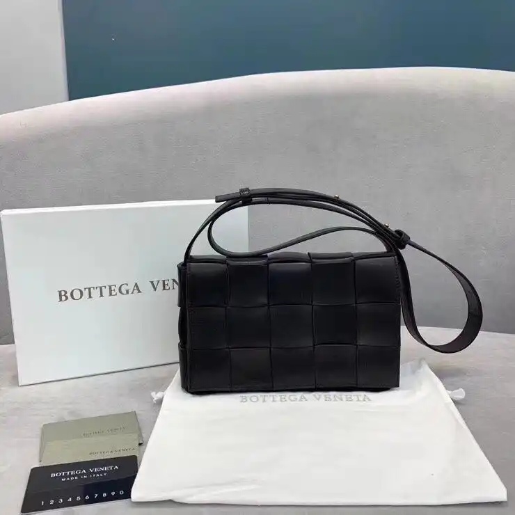 Cheap BOTTEGA VENETA CASSETTE 0131