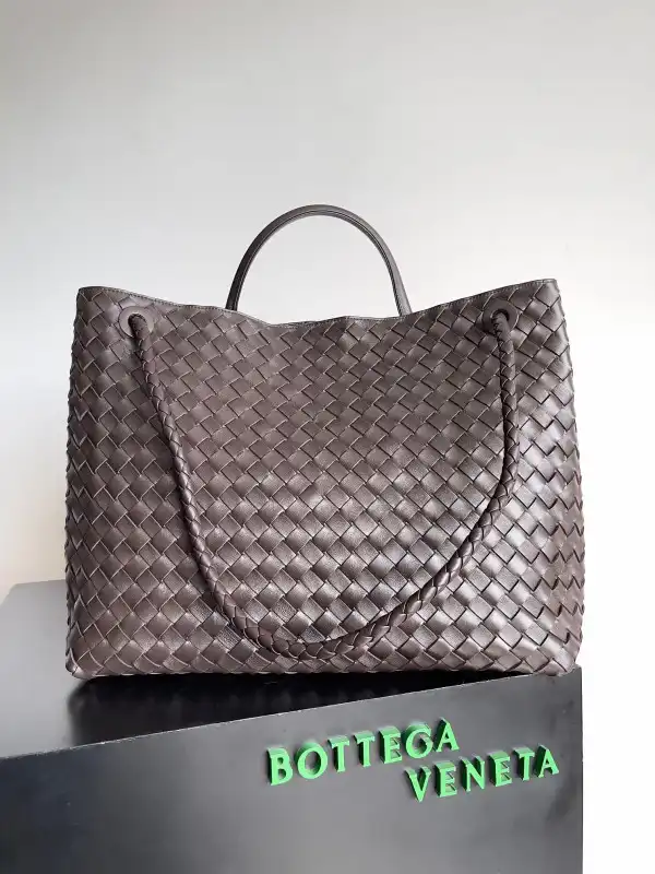 Cheap BOTTEGA VENETA  ANDIAMO-25 32 45CM 0131