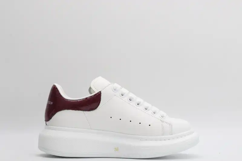 Cheap ALEXANDER MCQUEEN Oversized Sneaker 0127