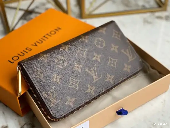 Cheap VUITTON WALLET ZIPPY LOUIS 0225