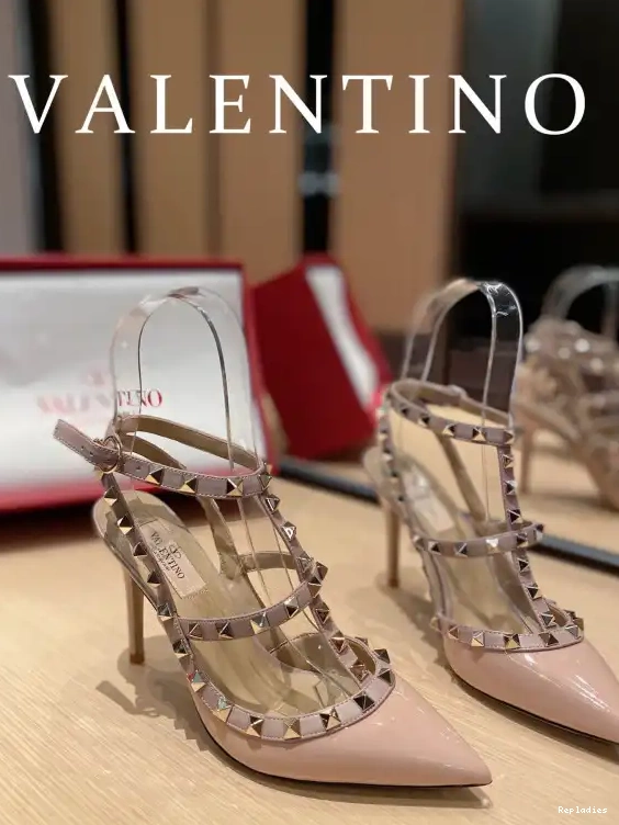 Cheap VALENTINO ROCKSTUD SANDAL 0207