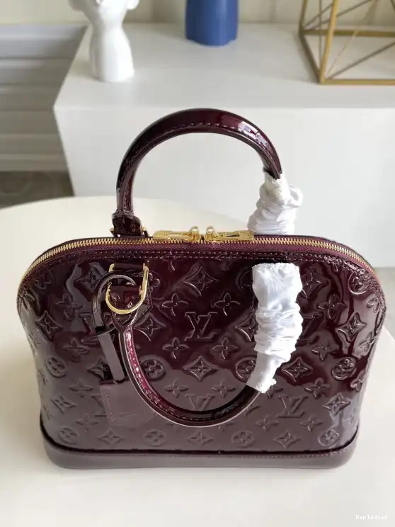 Cheap LOUIS VUITTON ALMA PM 0215