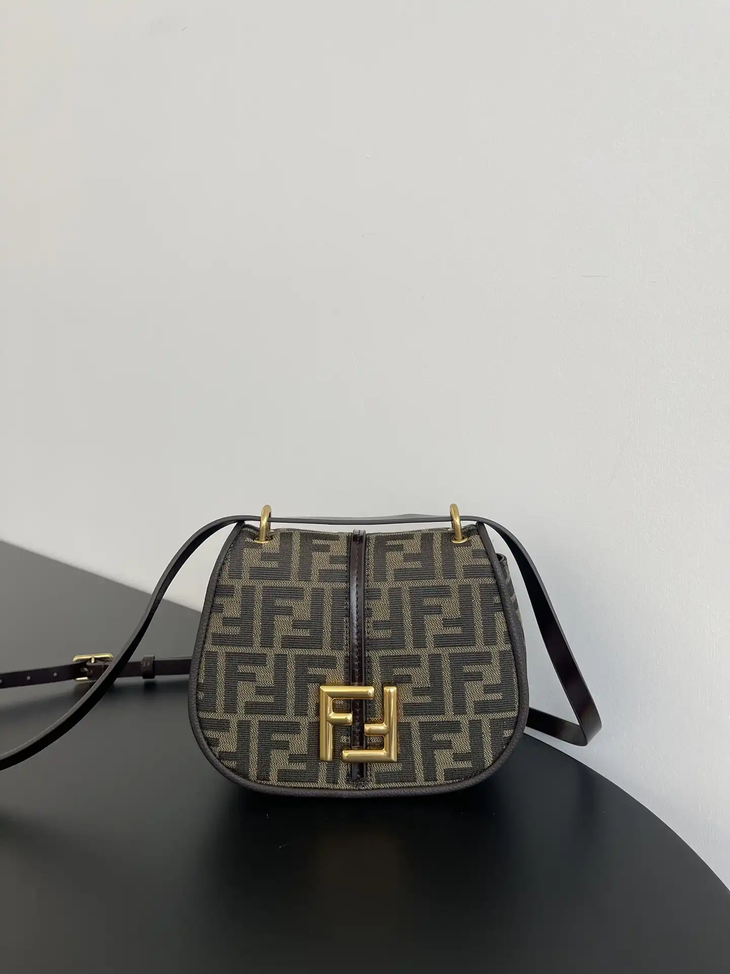 Cheap Fendi C'mon -21*6.5*15CM 0201