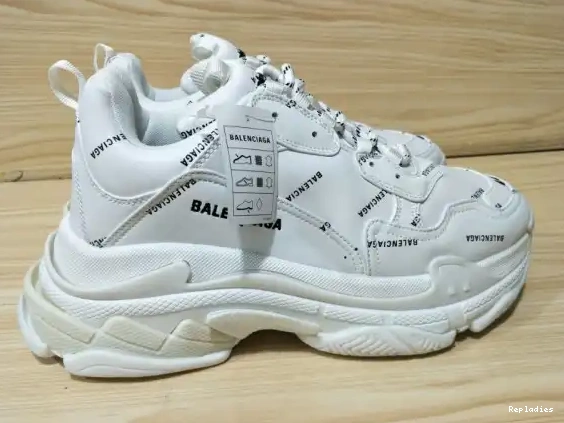 Cheap S BALENCIAGA TRIPLE 0212