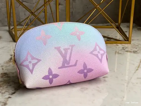 Cheap COSMETIC POUCH Vuitton Louis 0215