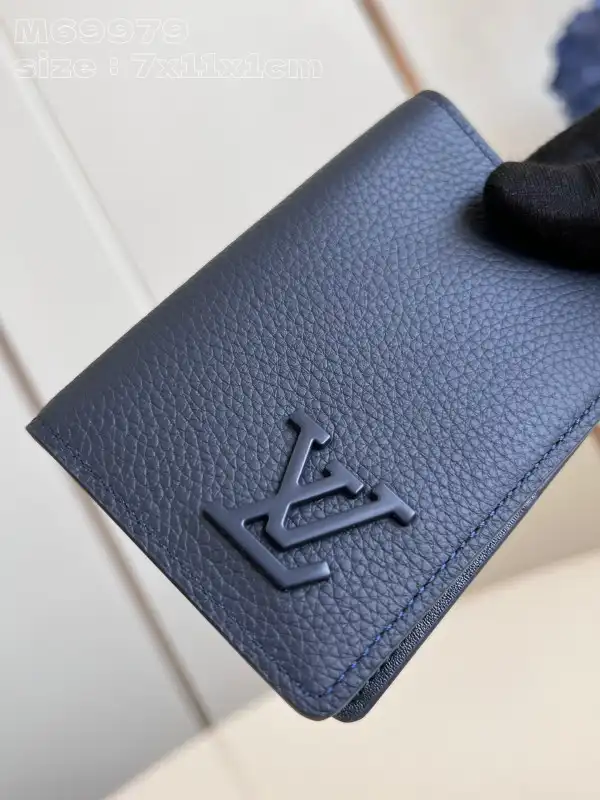 Cheap LOUIS VUITTON Pocket Organizer-7.5*11.1*1 cm 0206