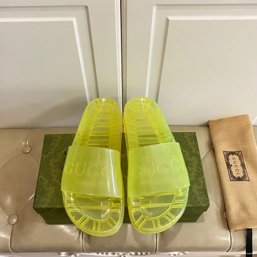 Cheap with Gucci GUCCI slide logo 0208