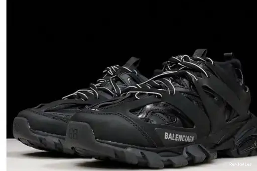 Cheap 'TRIPLE 1000 TRAINER TRACK 542436 BLACK' W1GB BALENCIAGA 0213