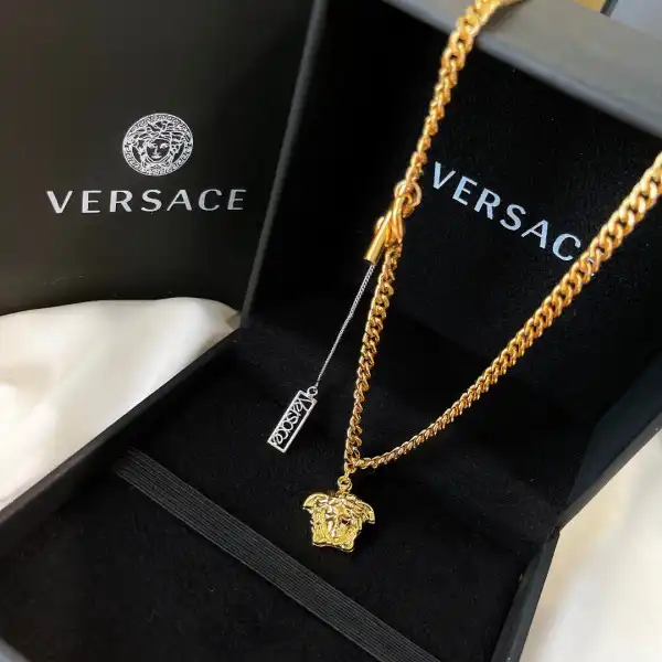 Cheap VERSACE NECKLACE 0204