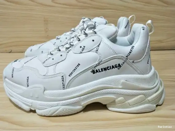 Cheap S BALENCIAGA TRIPLE 0212