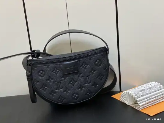 Cheap VUITTON LOUIS Crossbody Moon 0225