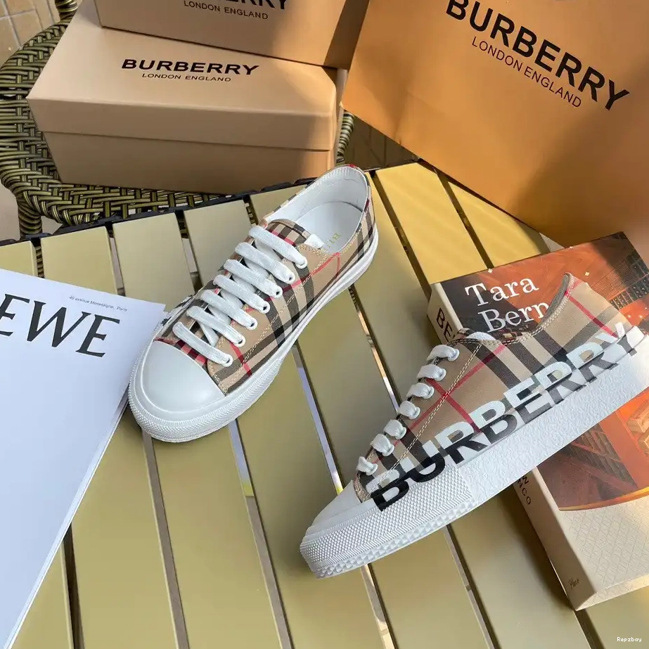 Cheap Sneaker Burberry Vintage 0210