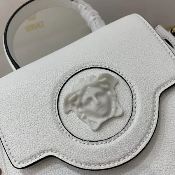 Cheap VERSACE LA MEDUSA SMALL HANDBAG 0204