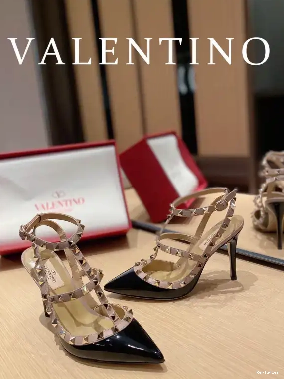 Cheap VALENTINO SANDAL ROCKSTUD 0213